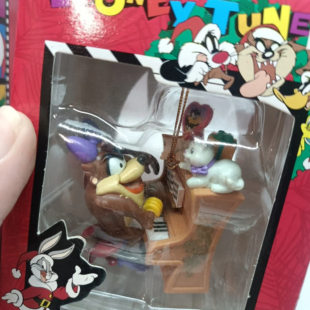 Vtg 1997 Looney Tunes Mrs Taz Tasmanian Devil Christmas Ornaments‎ Lot of 2